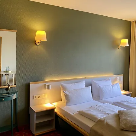 Hotel Am Mueritz-nationalpark 3*